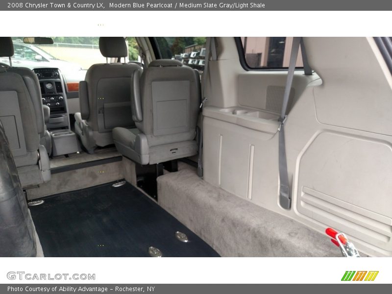 Modern Blue Pearlcoat / Medium Slate Gray/Light Shale 2008 Chrysler Town & Country LX