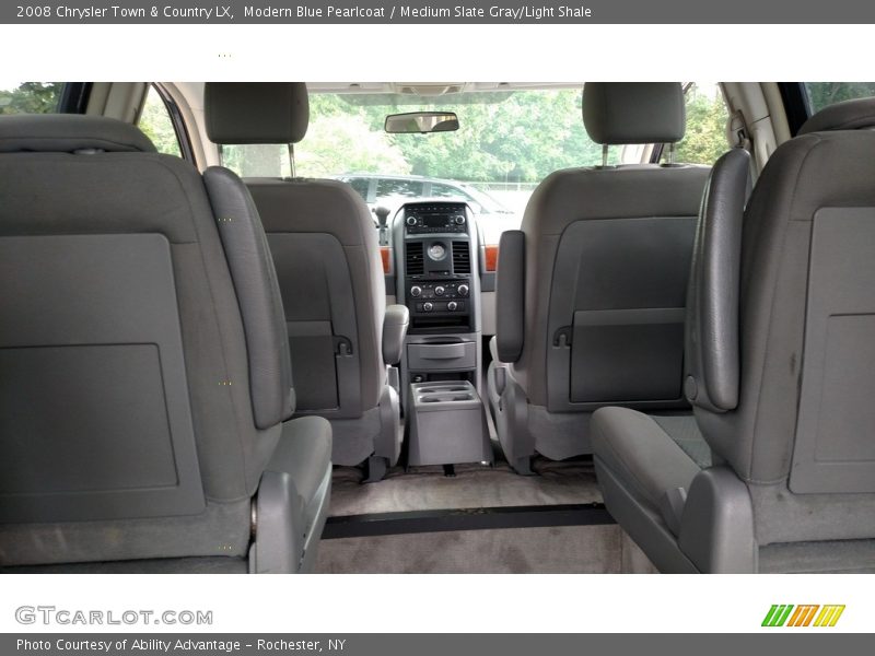 Modern Blue Pearlcoat / Medium Slate Gray/Light Shale 2008 Chrysler Town & Country LX