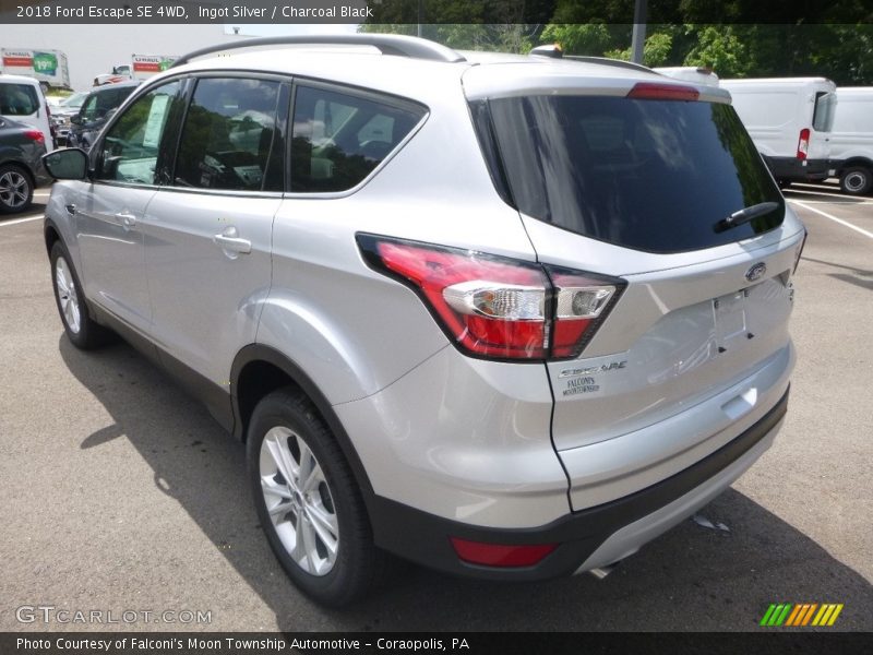 Ingot Silver / Charcoal Black 2018 Ford Escape SE 4WD
