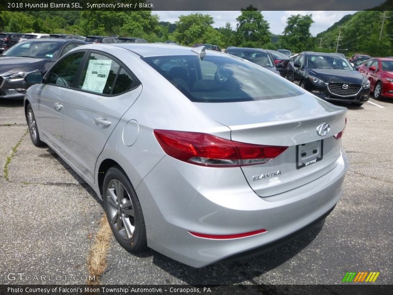 Symphony Silver / Black 2018 Hyundai Elantra SEL