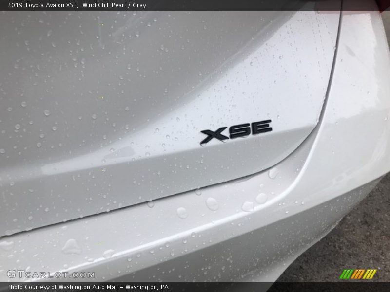 Wind Chill Pearl / Gray 2019 Toyota Avalon XSE
