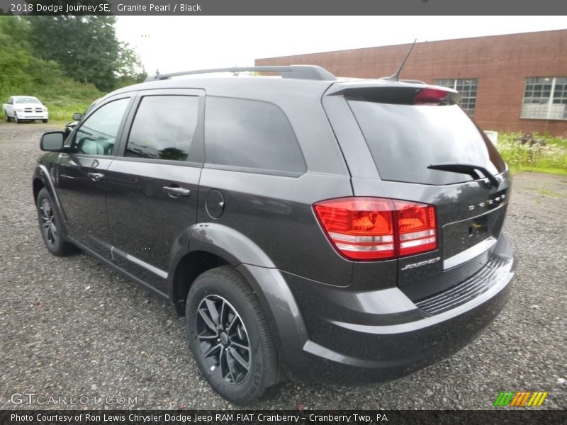Granite Pearl / Black 2018 Dodge Journey SE
