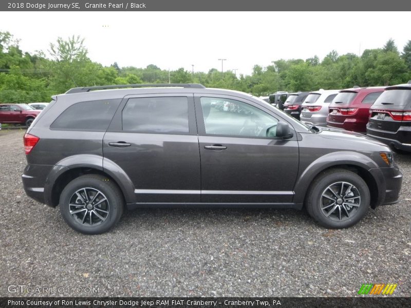 Granite Pearl / Black 2018 Dodge Journey SE
