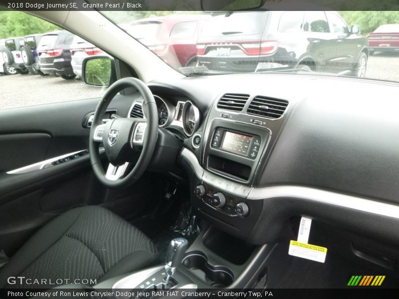 Granite Pearl / Black 2018 Dodge Journey SE