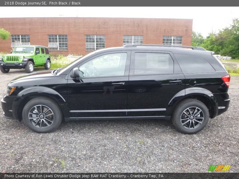 Pitch Black / Black 2018 Dodge Journey SE