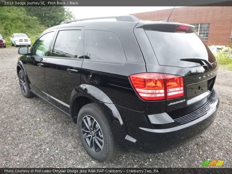 Pitch Black / Black 2018 Dodge Journey SE