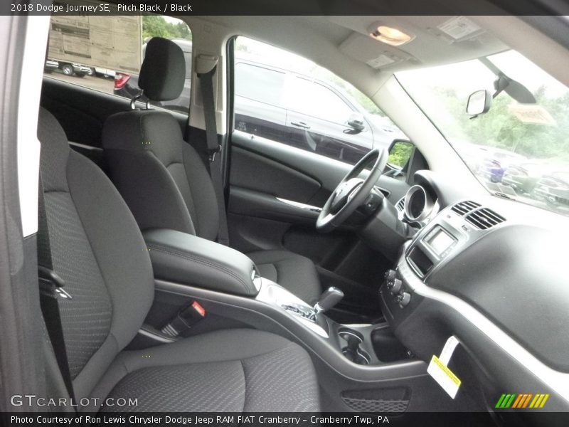 Pitch Black / Black 2018 Dodge Journey SE