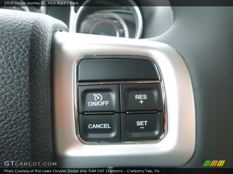 Pitch Black / Black 2018 Dodge Journey SE