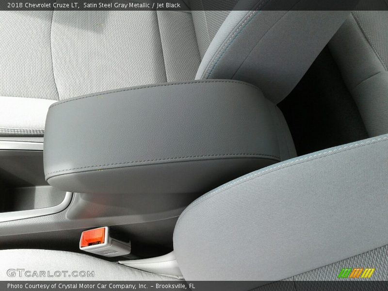 Satin Steel Gray Metallic / Jet Black 2018 Chevrolet Cruze LT