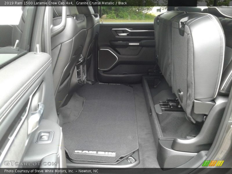 Granite Crystal Metallic / Black 2019 Ram 1500 Laramie Crew Cab 4x4