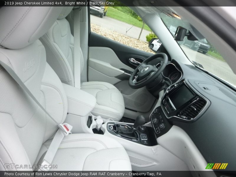 Bright White / Black/Ski Grey 2019 Jeep Cherokee Limited 4x4