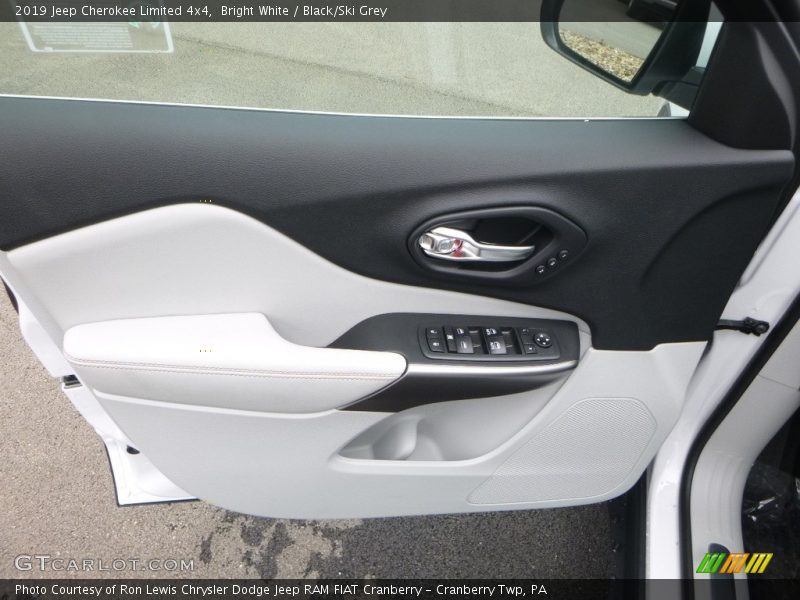 Bright White / Black/Ski Grey 2019 Jeep Cherokee Limited 4x4