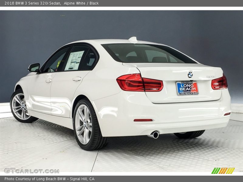 Alpine White / Black 2018 BMW 3 Series 320i Sedan