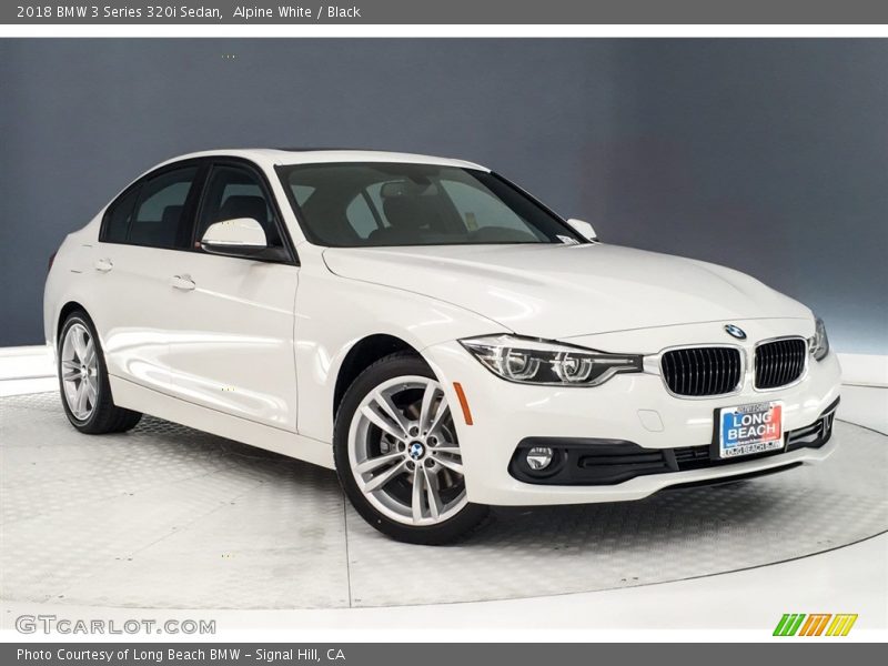 Alpine White / Black 2018 BMW 3 Series 320i Sedan