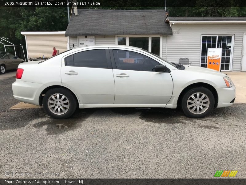 Dover White Pearl / Beige 2009 Mitsubishi Galant ES
