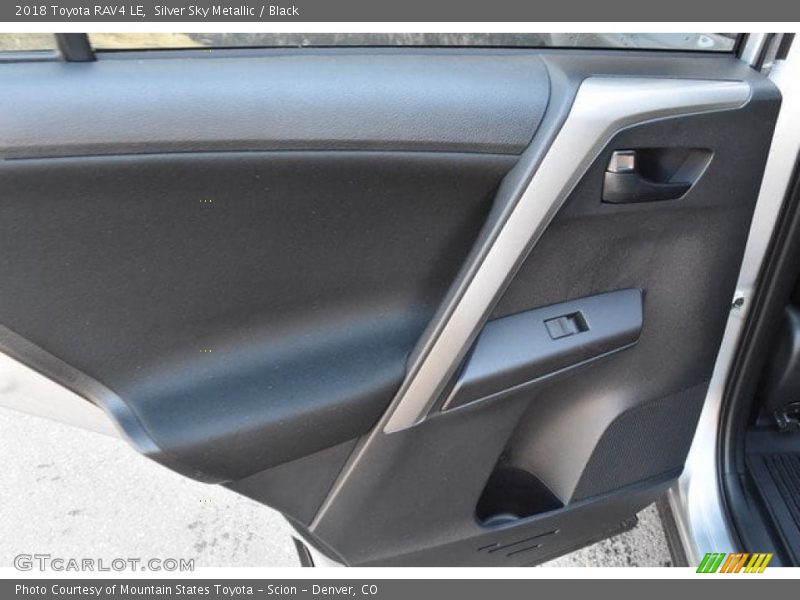 Silver Sky Metallic / Black 2018 Toyota RAV4 LE