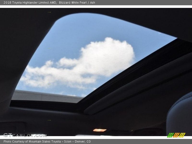 Blizzard White Pearl / Ash 2018 Toyota Highlander Limited AWD