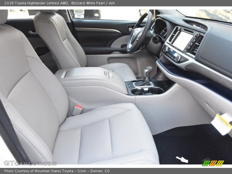 Blizzard White Pearl / Ash 2018 Toyota Highlander Limited AWD