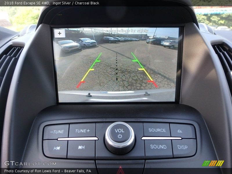 Ingot Silver / Charcoal Black 2018 Ford Escape SE 4WD