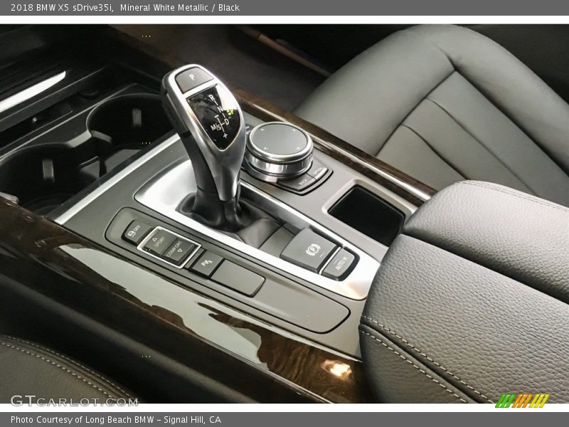 Mineral White Metallic / Black 2018 BMW X5 sDrive35i