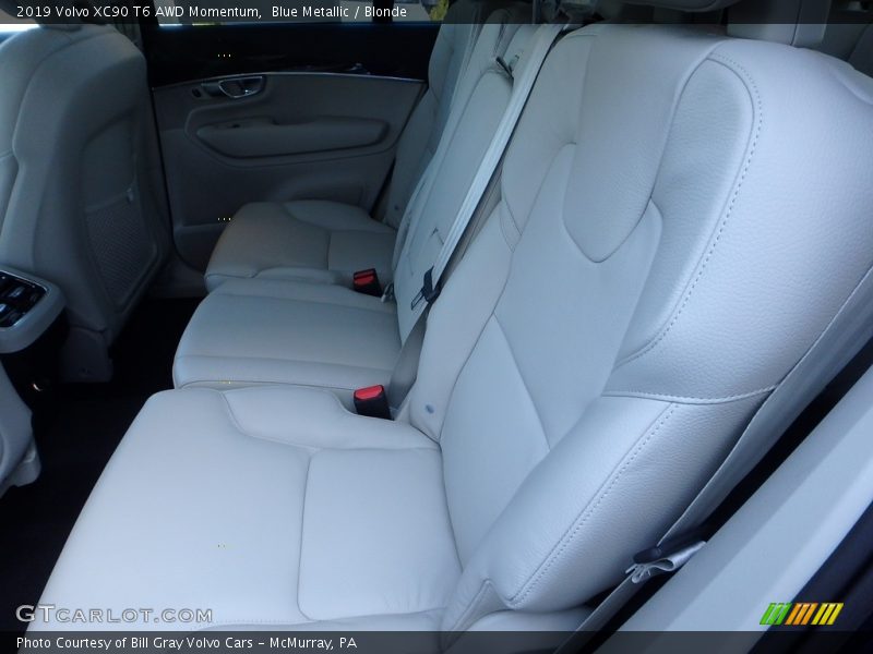 Blue Metallic / Blonde 2019 Volvo XC90 T6 AWD Momentum