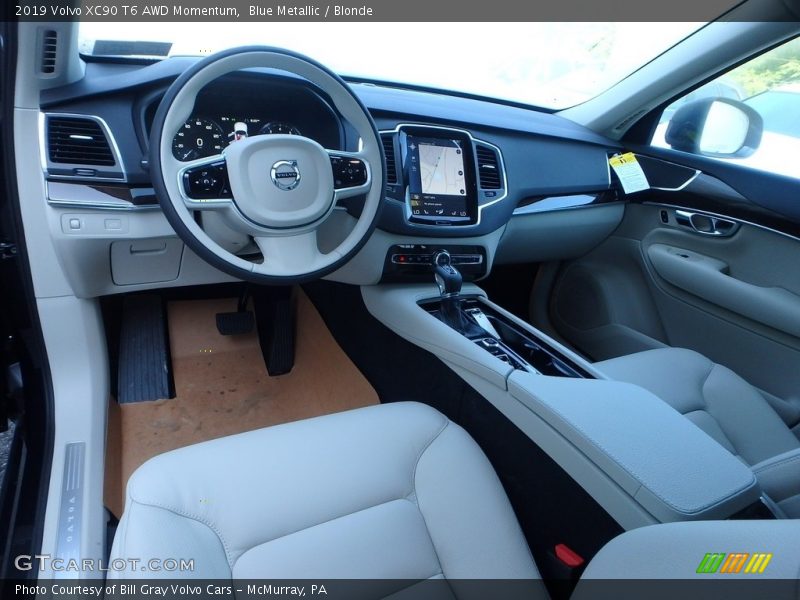Blue Metallic / Blonde 2019 Volvo XC90 T6 AWD Momentum