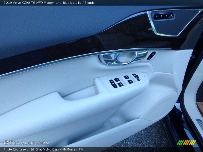 Blue Metallic / Blonde 2019 Volvo XC90 T6 AWD Momentum