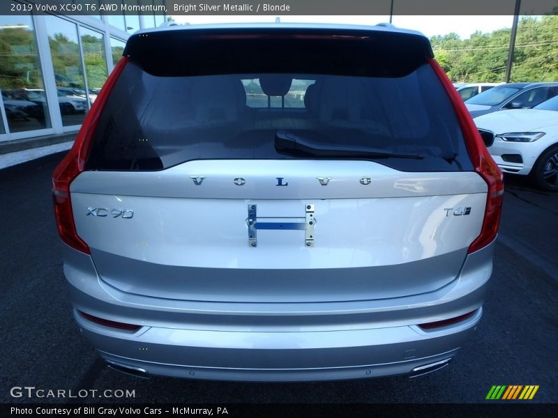 Bright Silver Metallic / Blonde 2019 Volvo XC90 T6 AWD Momentum