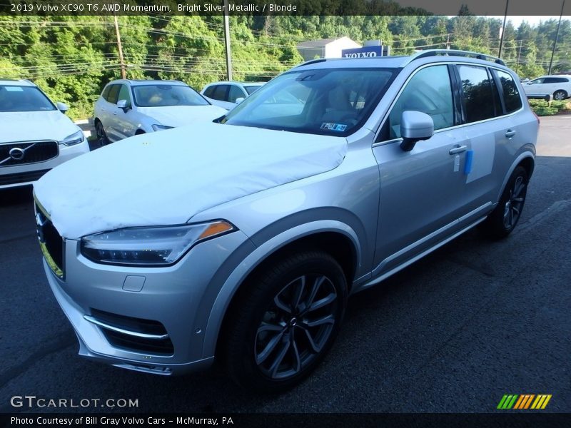  2019 XC90 T6 AWD Momentum Bright Silver Metallic