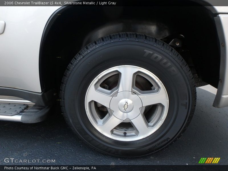 Silverstone Metallic / Light Gray 2006 Chevrolet TrailBlazer LS 4x4