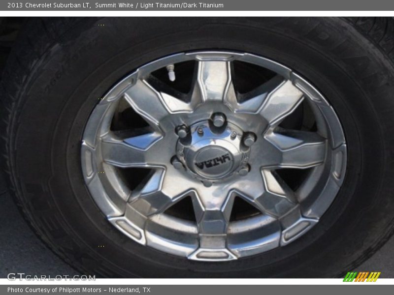 Summit White / Light Titanium/Dark Titanium 2013 Chevrolet Suburban LT