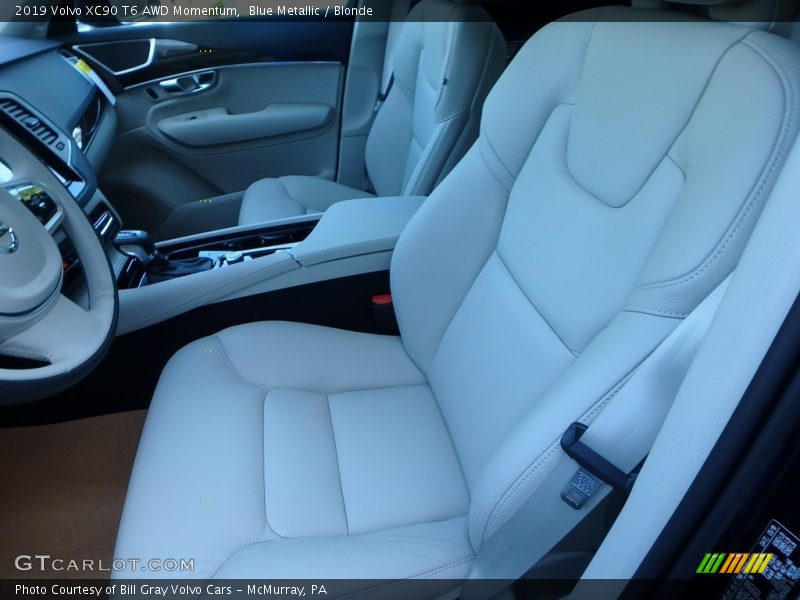 Blue Metallic / Blonde 2019 Volvo XC90 T6 AWD Momentum