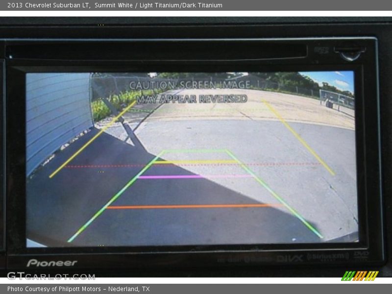 Summit White / Light Titanium/Dark Titanium 2013 Chevrolet Suburban LT