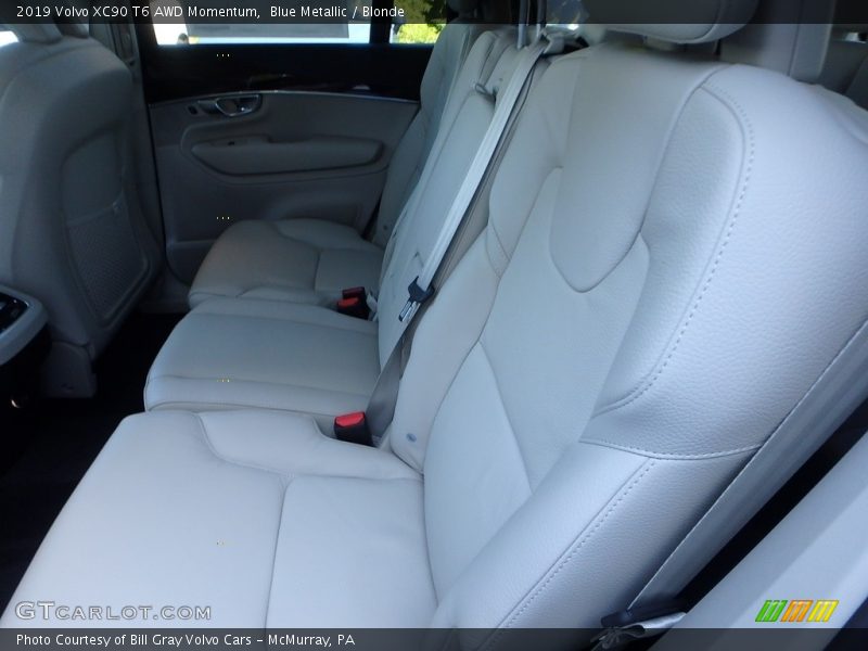Blue Metallic / Blonde 2019 Volvo XC90 T6 AWD Momentum