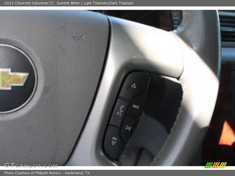 Summit White / Light Titanium/Dark Titanium 2013 Chevrolet Suburban LT
