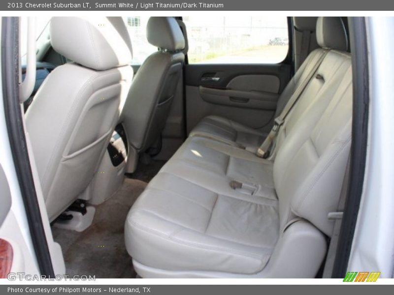 Summit White / Light Titanium/Dark Titanium 2013 Chevrolet Suburban LT
