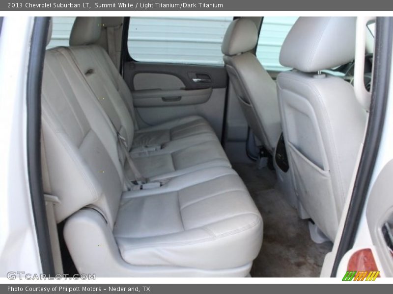 Summit White / Light Titanium/Dark Titanium 2013 Chevrolet Suburban LT