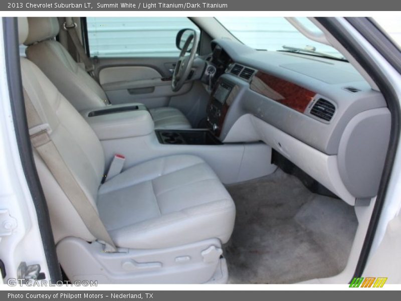 Summit White / Light Titanium/Dark Titanium 2013 Chevrolet Suburban LT