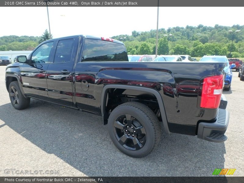 Onyx Black / Dark Ash/Jet Black 2018 GMC Sierra 1500 Double Cab 4WD