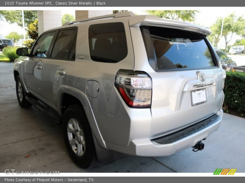 Classic Silver Metallic / Black 2015 Toyota 4Runner SR5