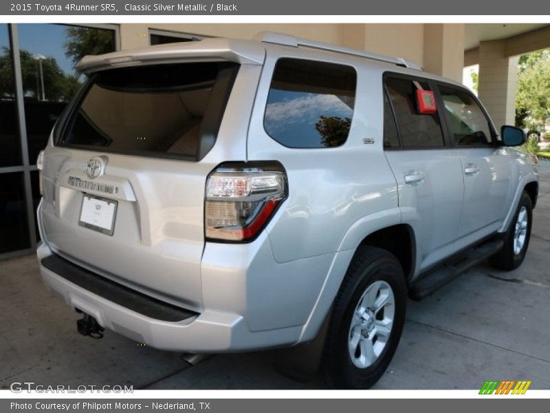 Classic Silver Metallic / Black 2015 Toyota 4Runner SR5