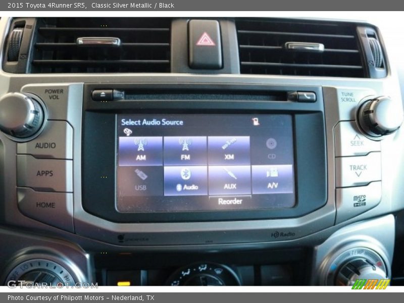 Classic Silver Metallic / Black 2015 Toyota 4Runner SR5