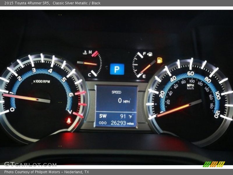 Classic Silver Metallic / Black 2015 Toyota 4Runner SR5
