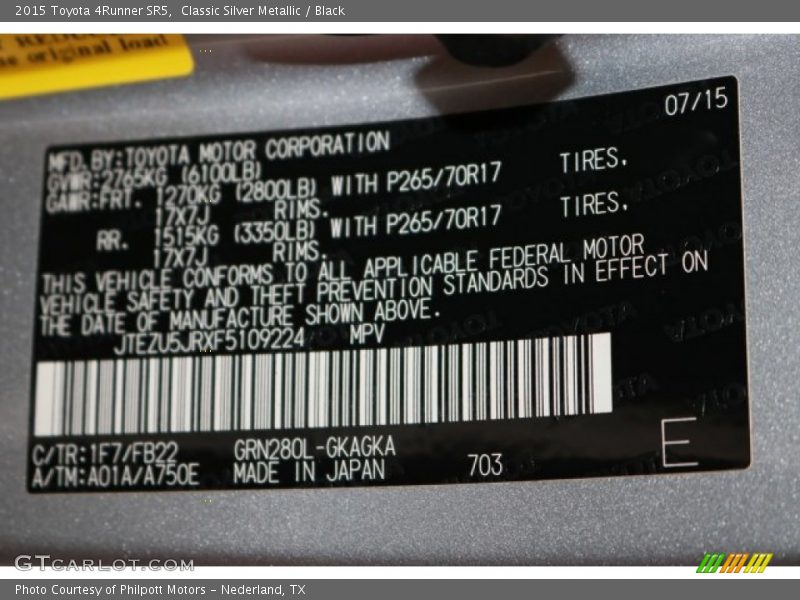 Classic Silver Metallic / Black 2015 Toyota 4Runner SR5