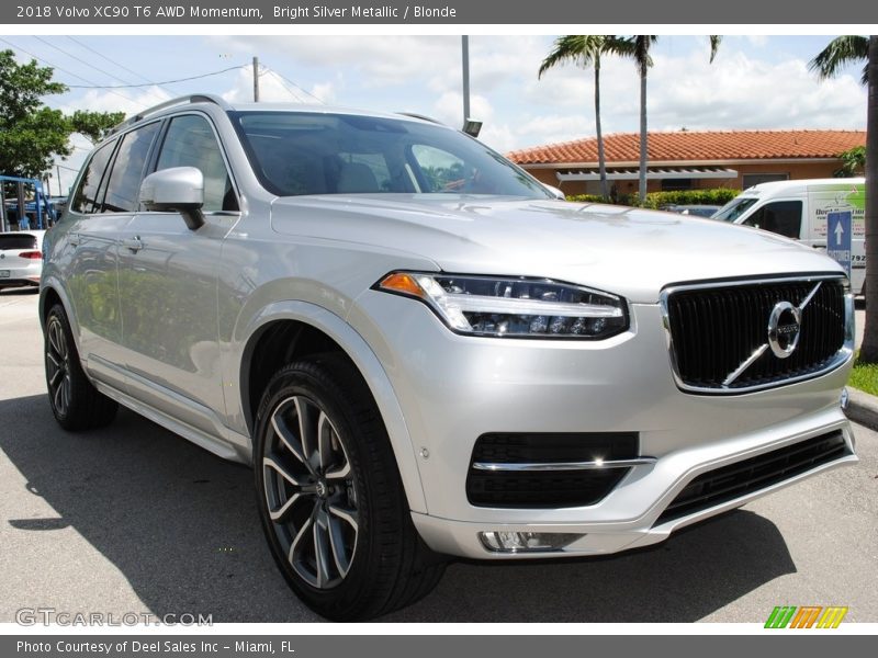 Bright Silver Metallic / Blonde 2018 Volvo XC90 T6 AWD Momentum