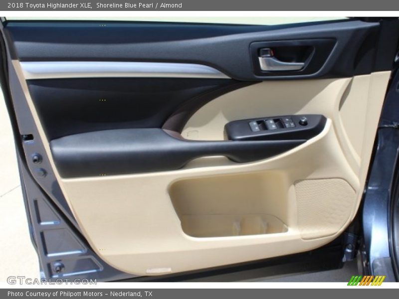 Shoreline Blue Pearl / Almond 2018 Toyota Highlander XLE