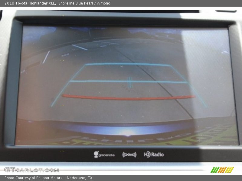 Shoreline Blue Pearl / Almond 2018 Toyota Highlander XLE