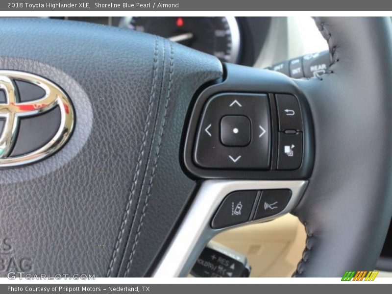 Shoreline Blue Pearl / Almond 2018 Toyota Highlander XLE