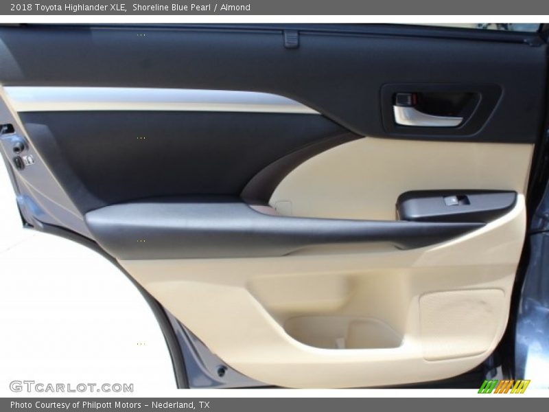 Shoreline Blue Pearl / Almond 2018 Toyota Highlander XLE