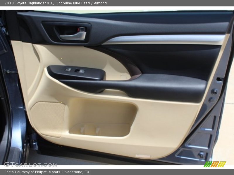 Shoreline Blue Pearl / Almond 2018 Toyota Highlander XLE